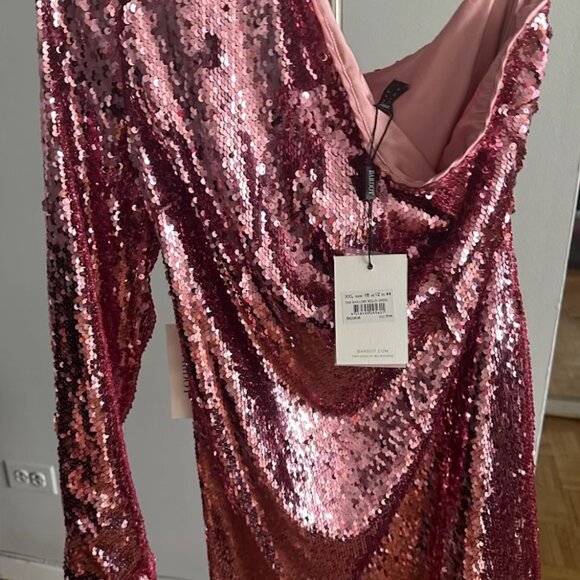 Radiant Glamour: Bardot Sequin One Shoulder Mini Dress in Lili Pink, Size 12 - Picture 8 of 9